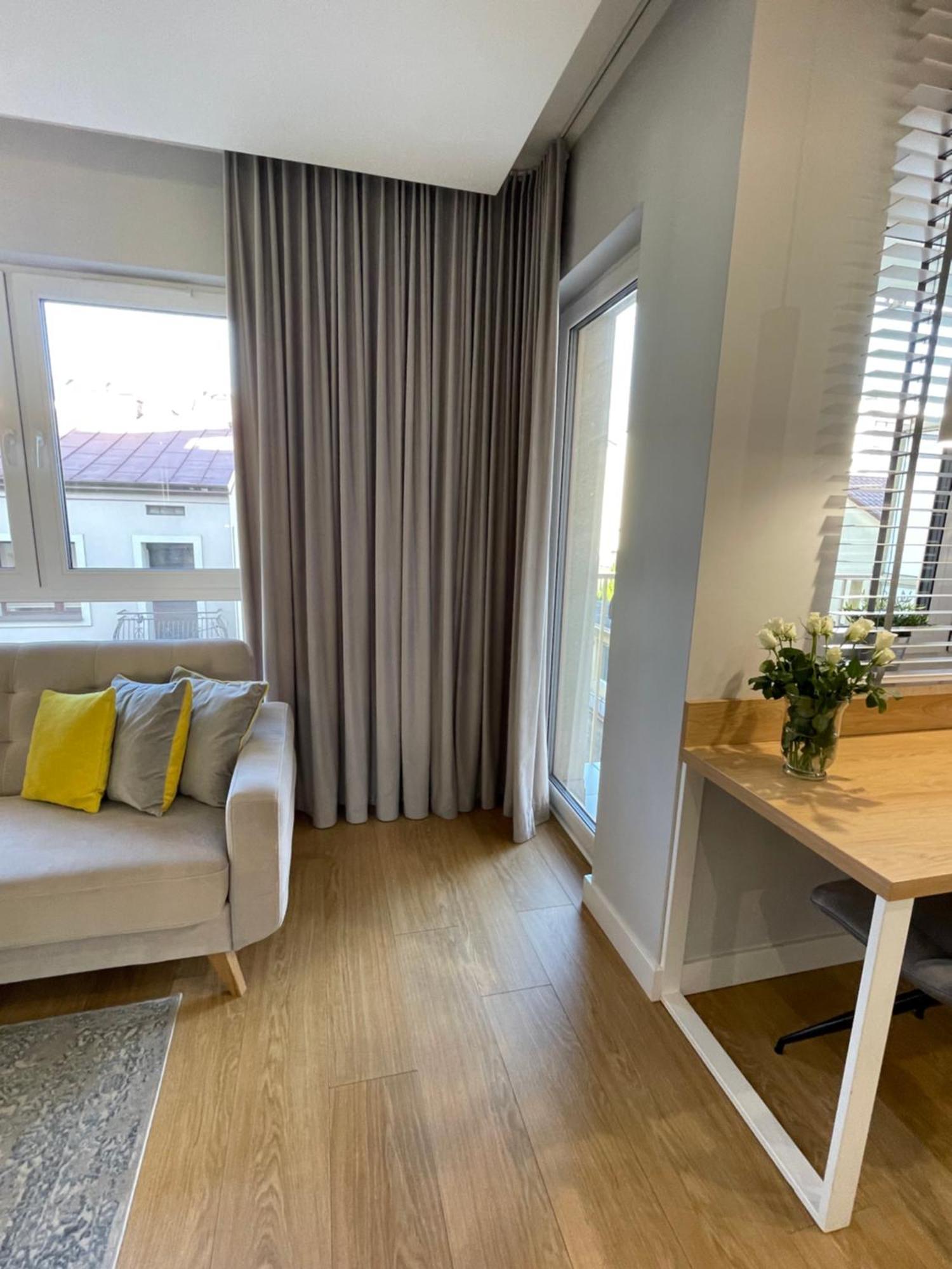 Lm Axis Apartment Kielce